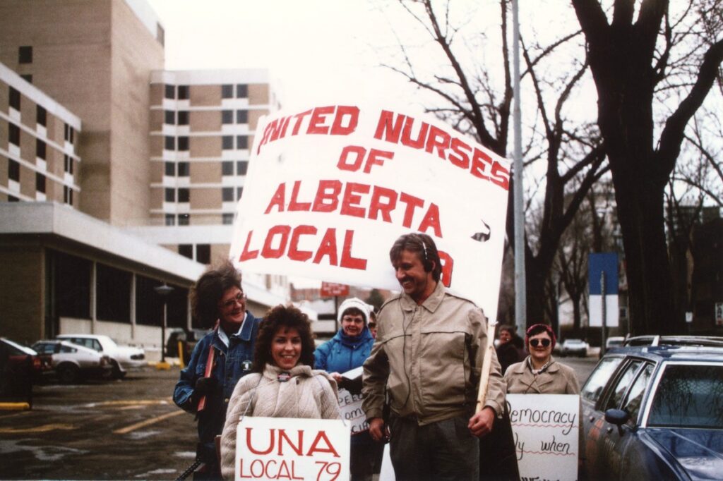 vintage everyday: Nurses Take a Break, ca. 1970s